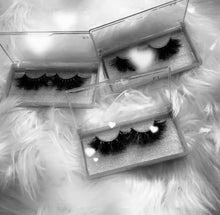 Load image into Gallery viewer, ErloveBeauty Mink Lashes
